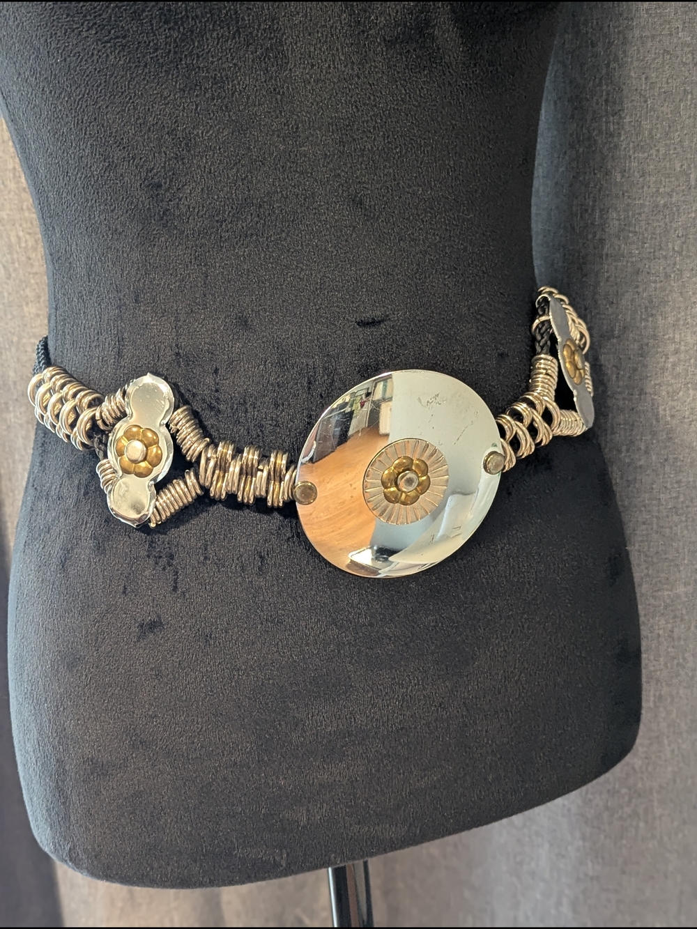 Metallic Silver Statement Waist Belt with Floral Accents. Vintage. 80's. Boho. - Picture 2 of 7